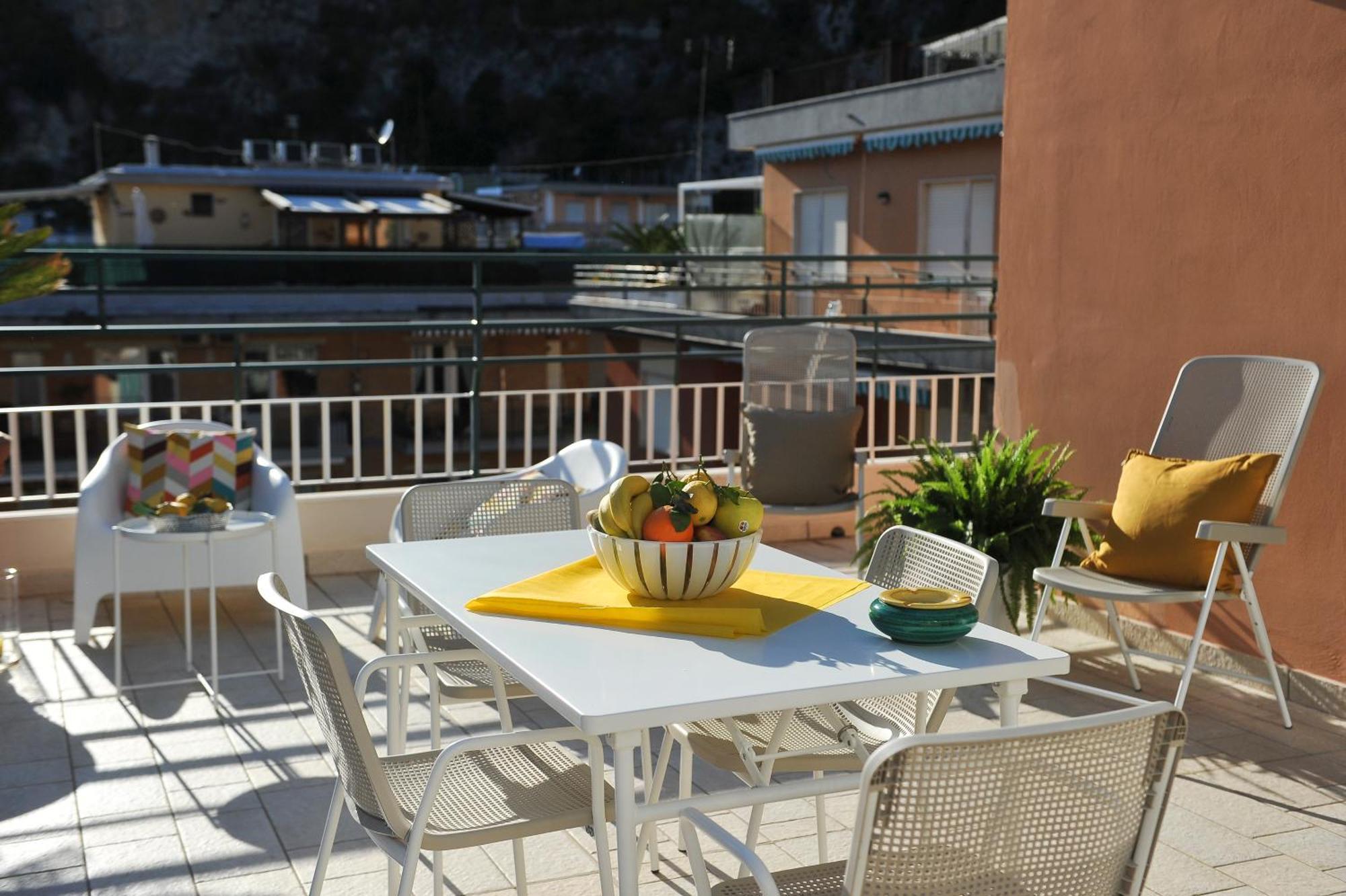 Le Terrazze Di Santa Tecla Apartment Maiori Exterior photo